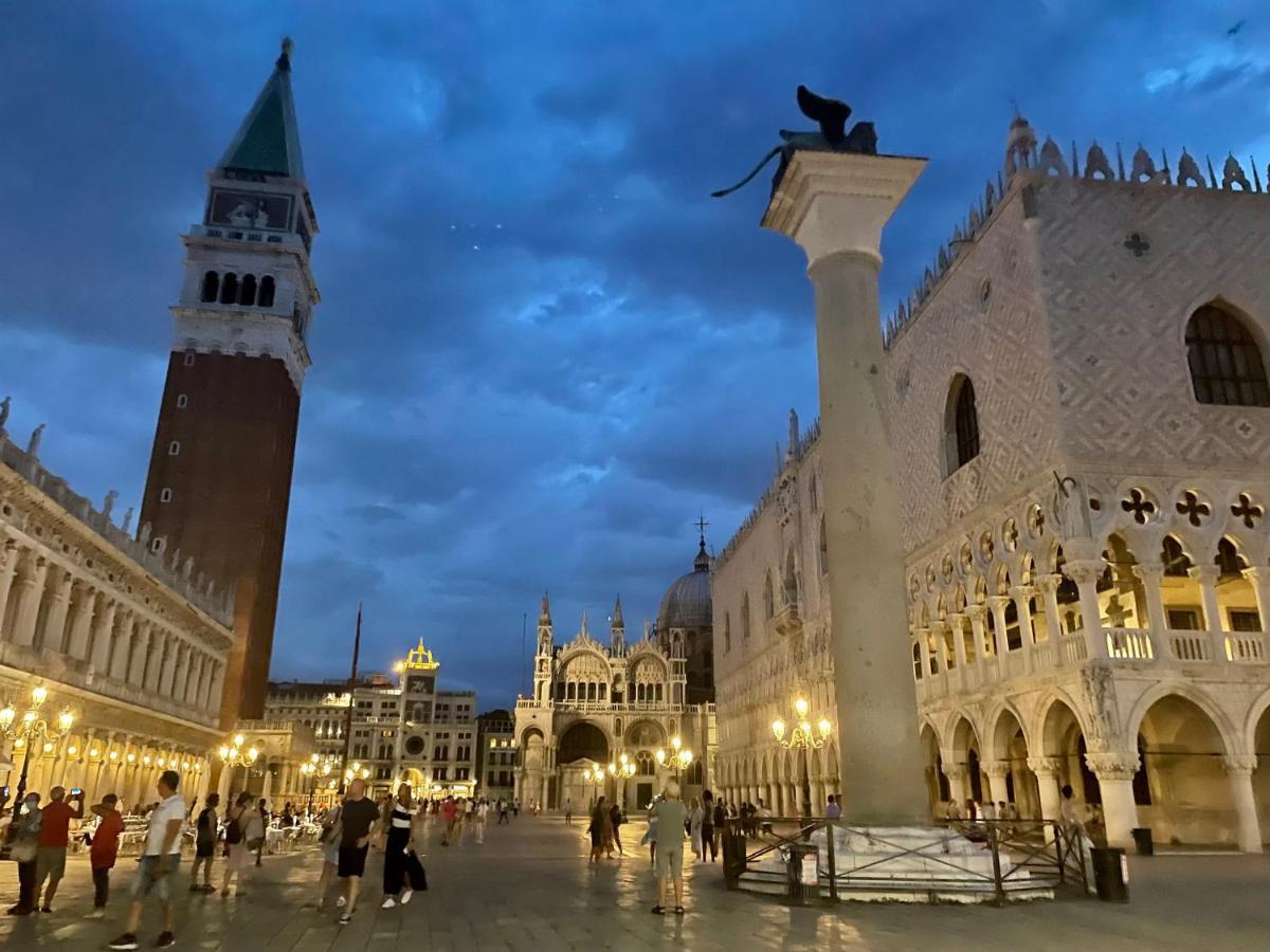 Vittoria Serene Home - Heart Of Venecia Exterior foto